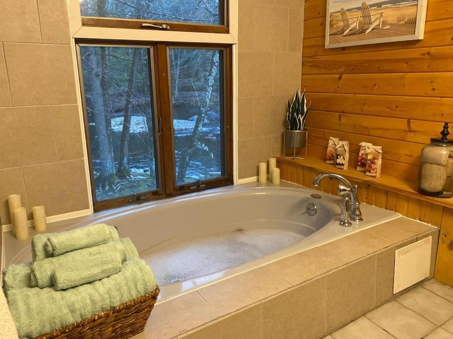 Peaceful Gateway To Island Creek Cottage 东斯特劳兹堡 外观 照片