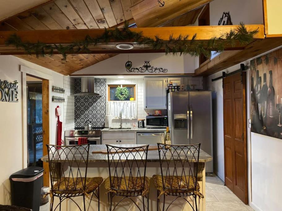Peaceful Gateway To Island Creek Cottage 东斯特劳兹堡 外观 照片
